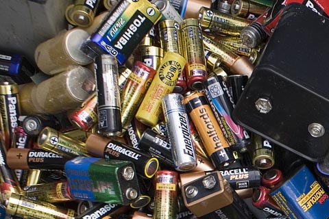 [宿豫大兴磷酸电池回收]圣润叉车蓄电池回收-专业回收铁锂电池